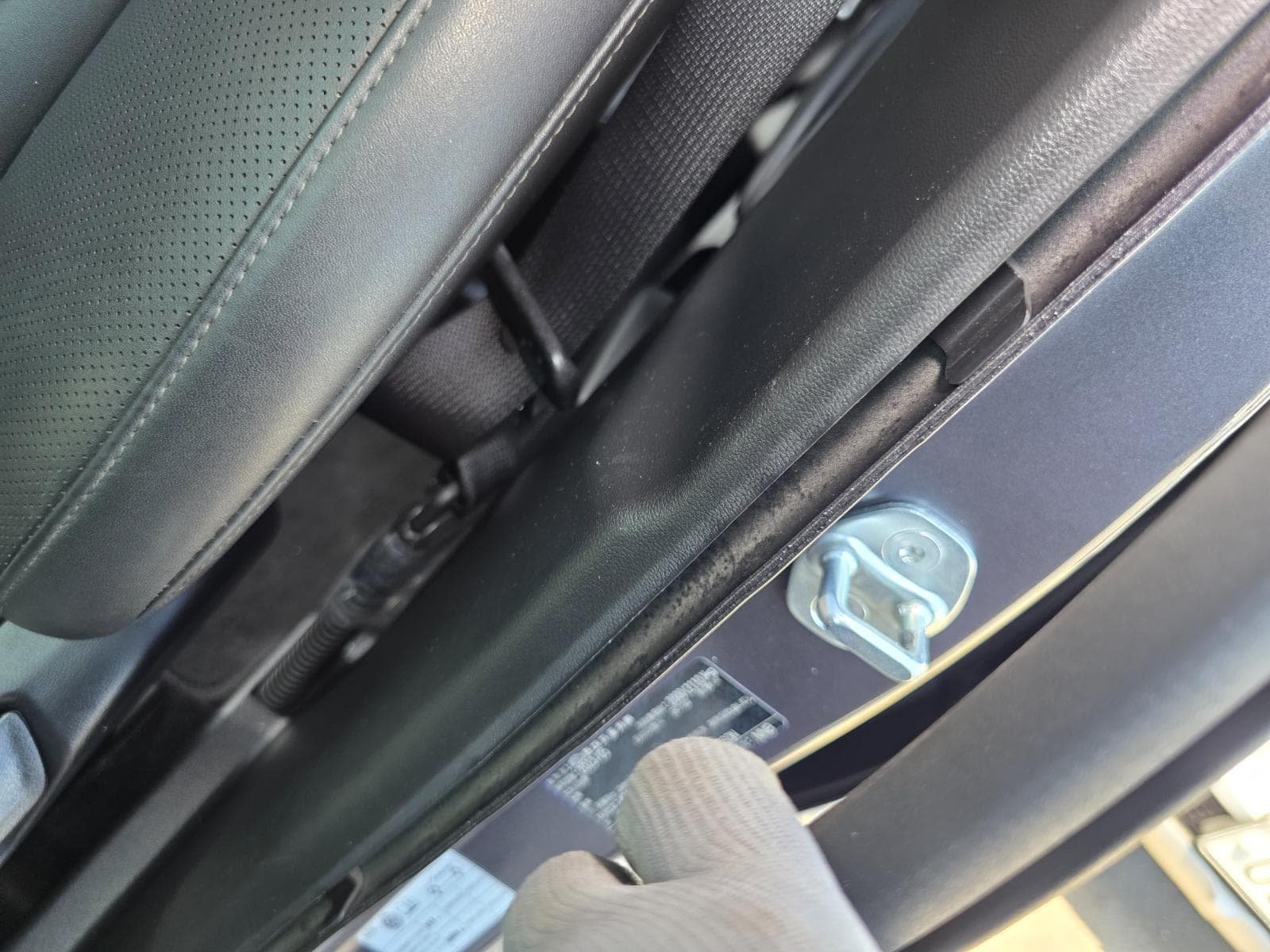 Engine bay and panel bolts photo slot 92