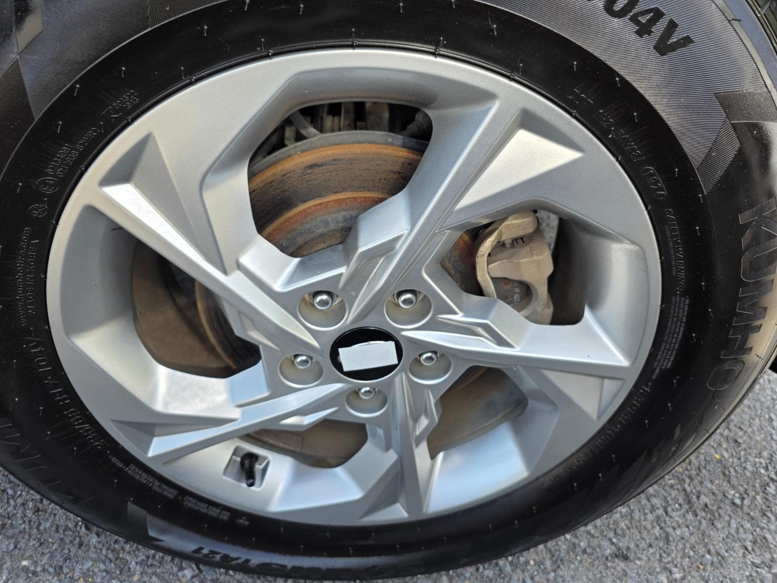 Tires, wheels and underbody photo slot 101