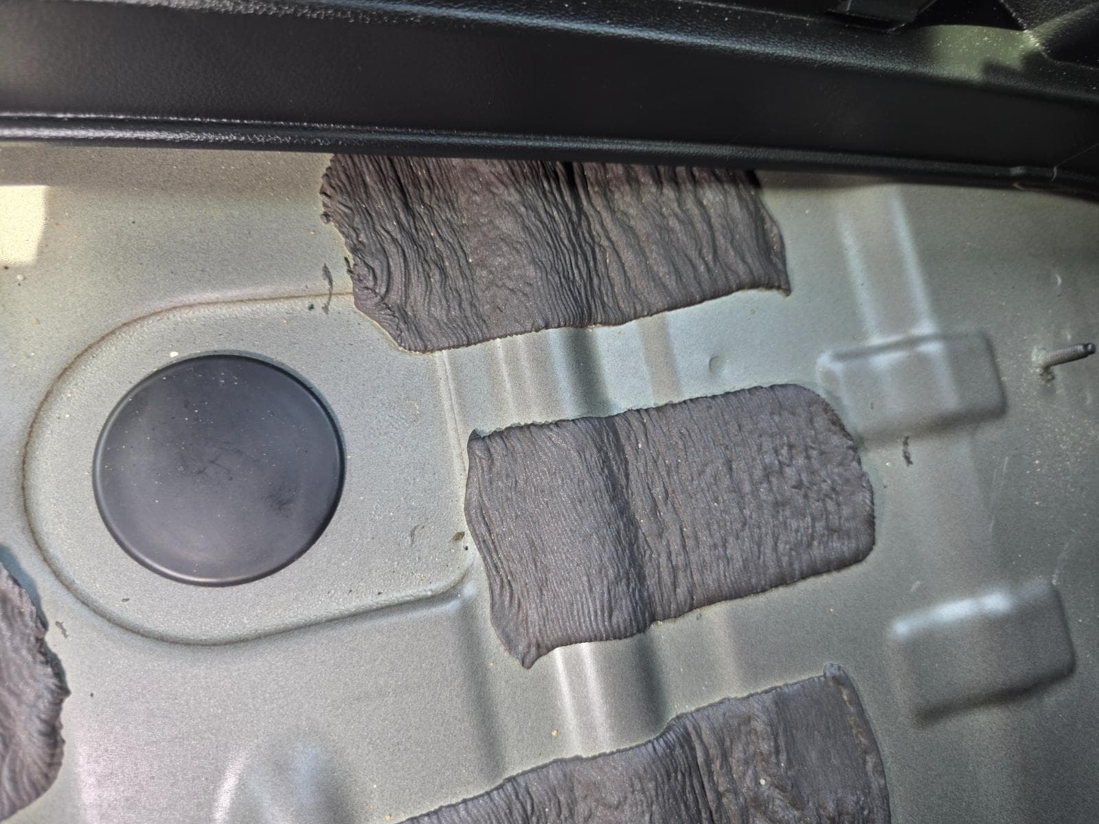 Trunk photo slot 119