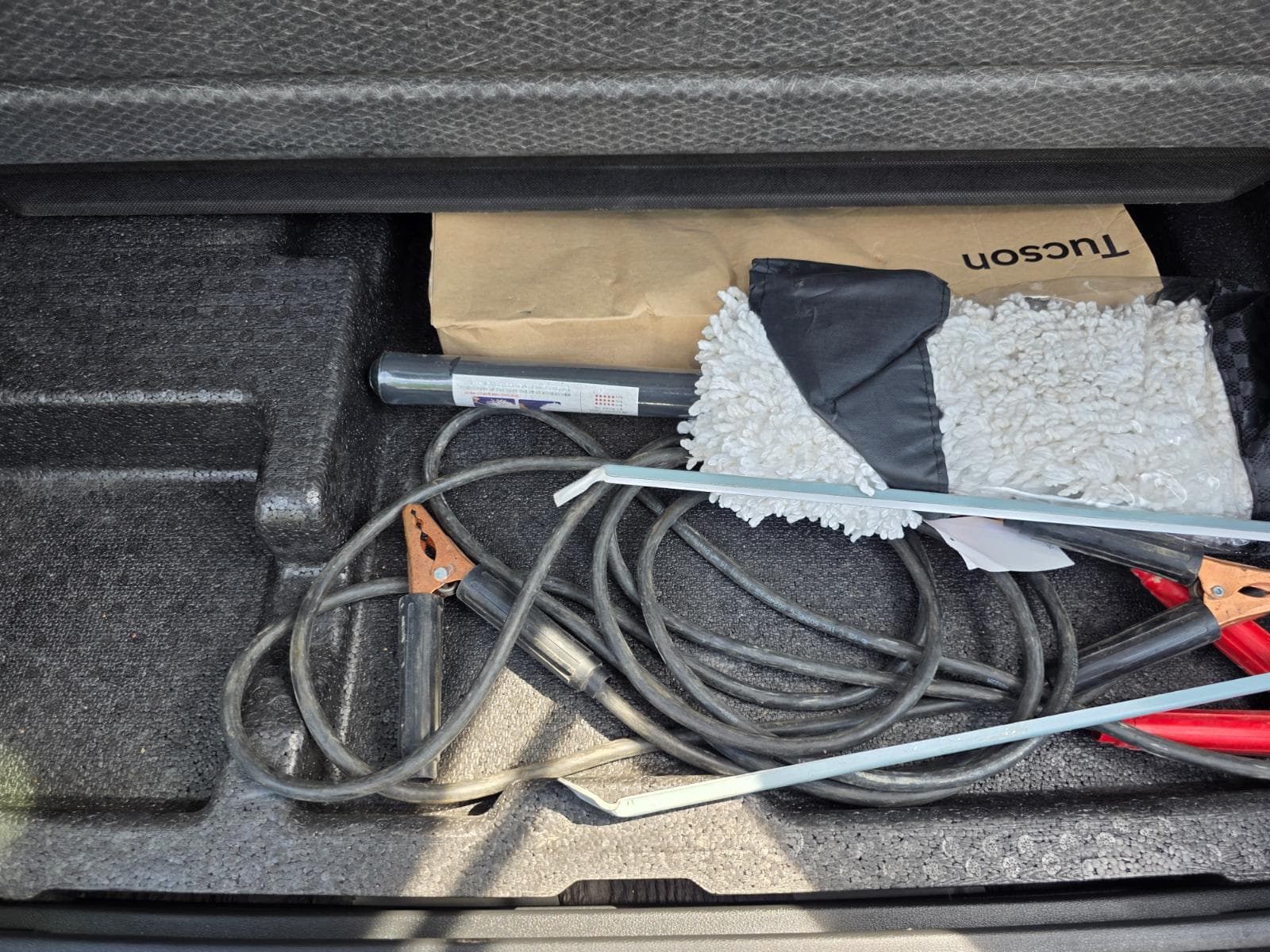 Trunk photo slot 122