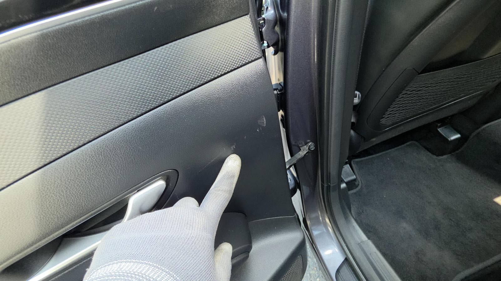 Damage and repairs needed photo slot 135