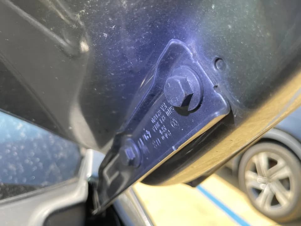 Engine bay, bolts and trunk inspection photo 45