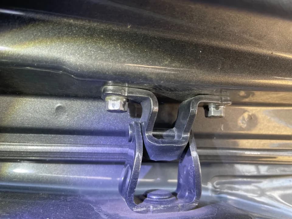 Engine bay, bolts and trunk inspection photo 57