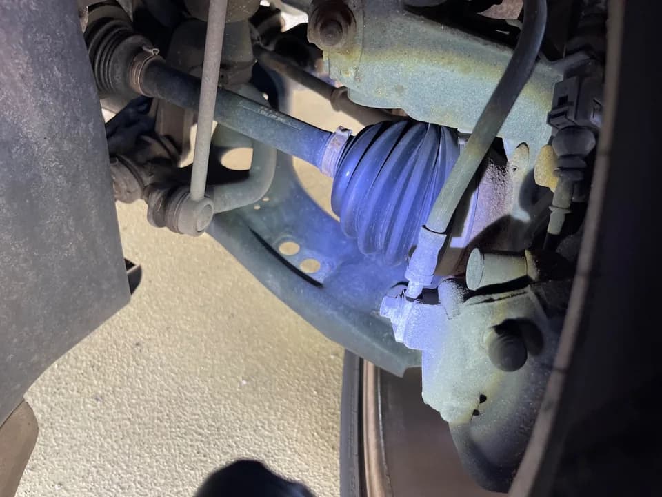 Tires, wheels and underbody inspection photo 83